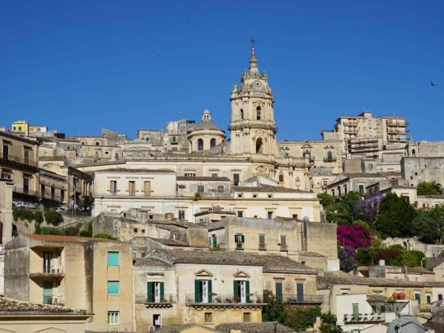 Palazzo in vendita a Modica, Dente