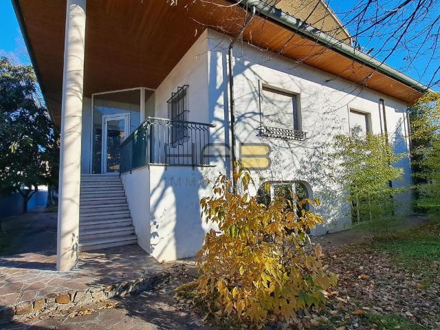 Palazzo in vendita a Sant'Osvaldo, Padova