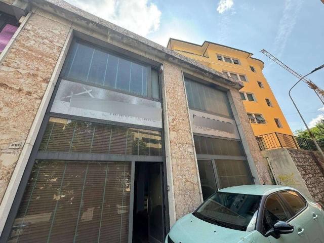 Palazzo in vendita a Madonna Alta, Cenerente