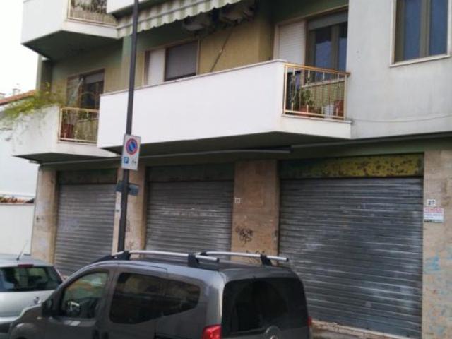 Palazzo in vendita a Pescara, Abruzzo