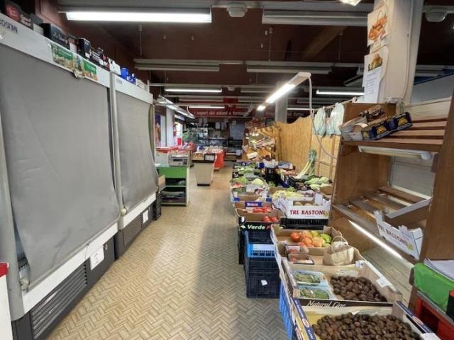 Palazzo in vendita a Bonelle, Pistoia