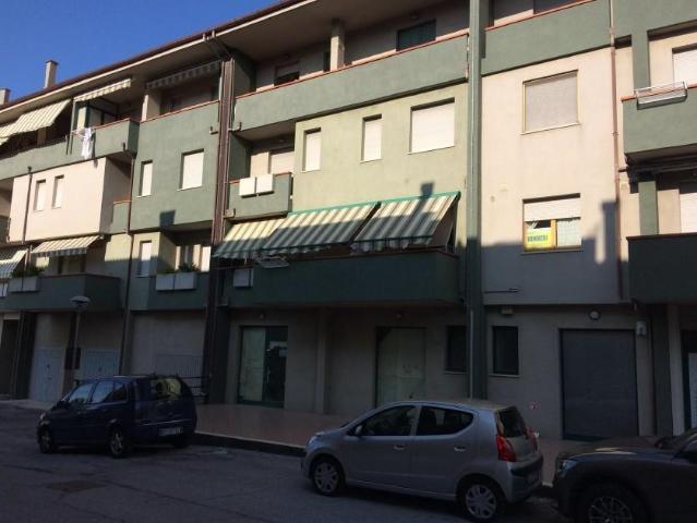 Palazzo in vendita a Marche, Macerata