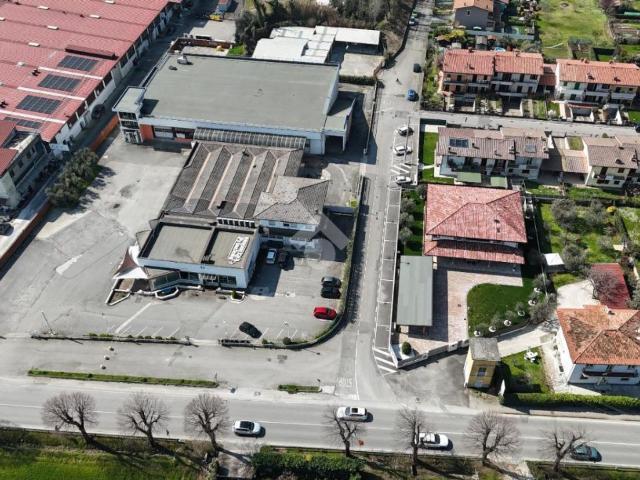 Palazzo in vendita a Puegnago, Lombardia