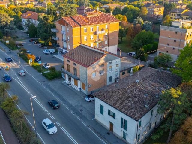 Palazzo in vendita a Pieve Modolena, Re