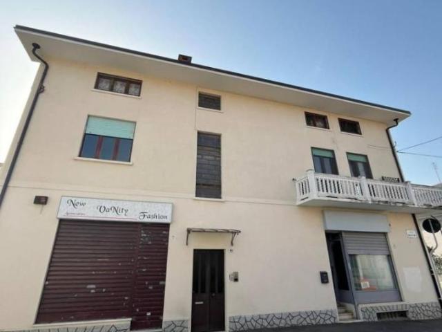 Palazzo in vendita a Borgo Uriola, Piemonte