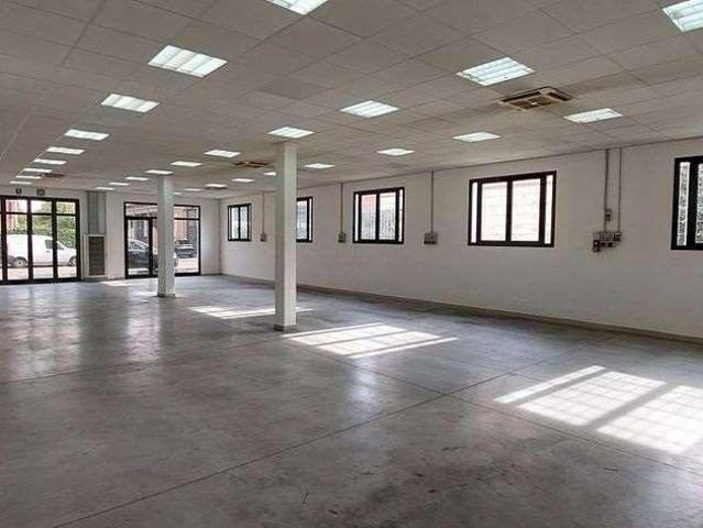 Palazzo in vendita a Unione dei comuni del Distretto Ceramico, Sassuolo