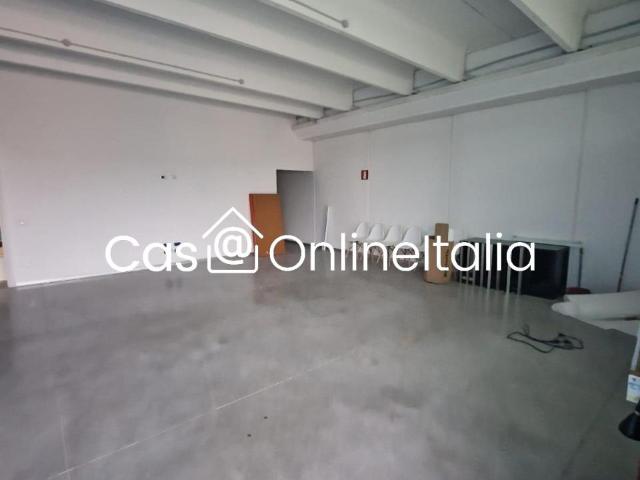 Palazzo in vendita a San Colombano, Scandicci