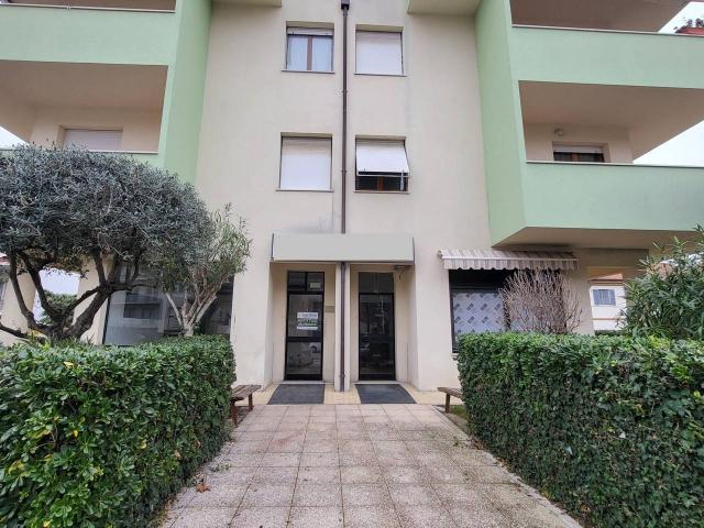 Palazzo in vendita a Marche, Ancona