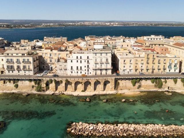 Palazzo in vendita a Puglia, Taranto