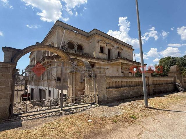 Palazzo in vendita a Puglia, Taranto