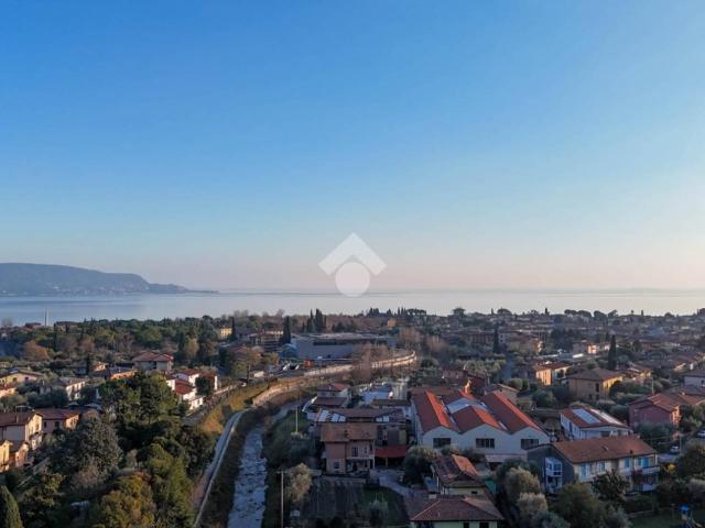 Palazzo in vendita a Comunità Montana Parco Alto Garda bresciano, Toscolano Maderno
