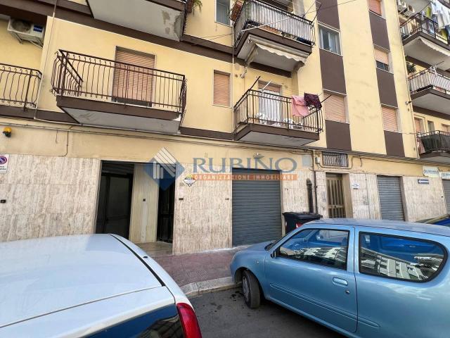 Palazzo in vendita a Puglia, Barletta-andria-trani