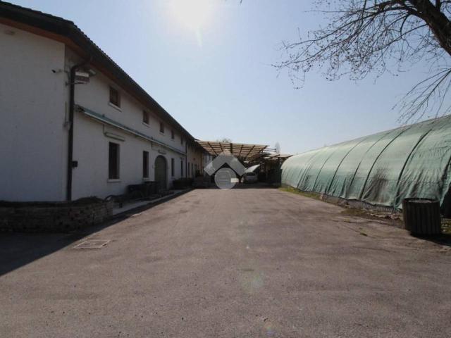 Palazzo in vendita a Chirignago-Zelarino, Venezia