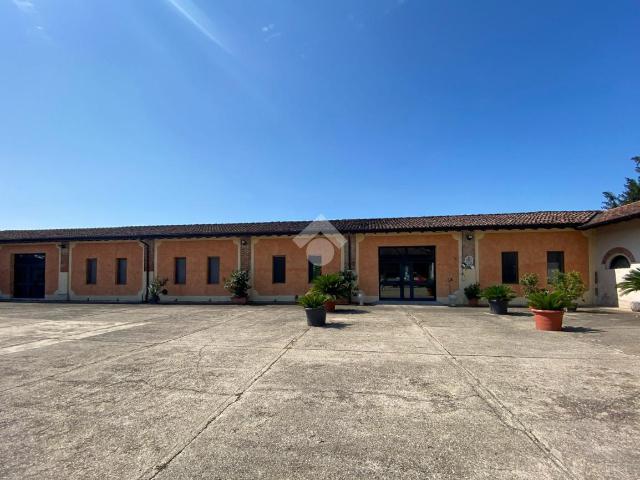 Palazzo in vendita a Verolanuova, Lombardia