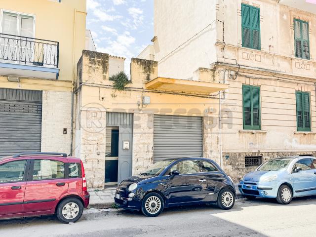 Palazzo in vendita a Bisceglie