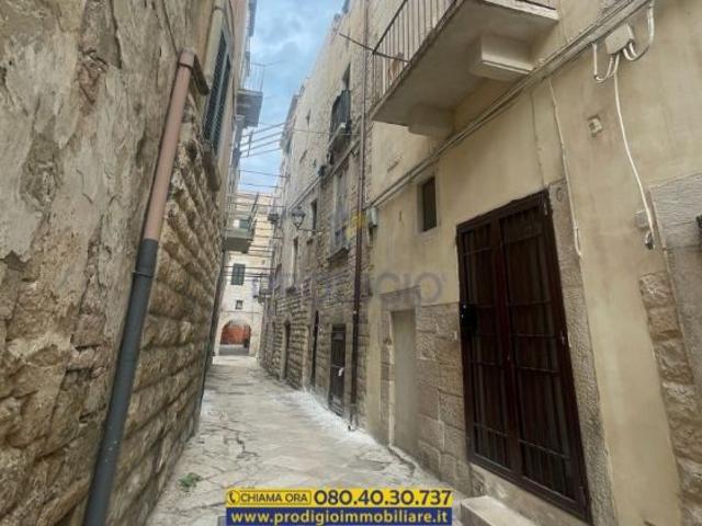 Palazzo in vendita a Puglia, Barletta-andria-trani