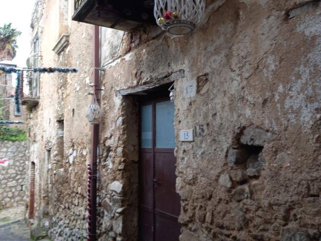 Palazzo in vendita a Capaccio, Campania