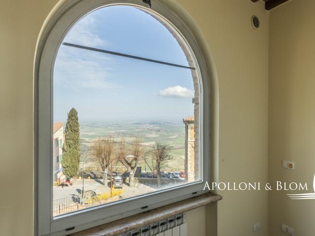 Casa in vendita a Montalcino, Toscana