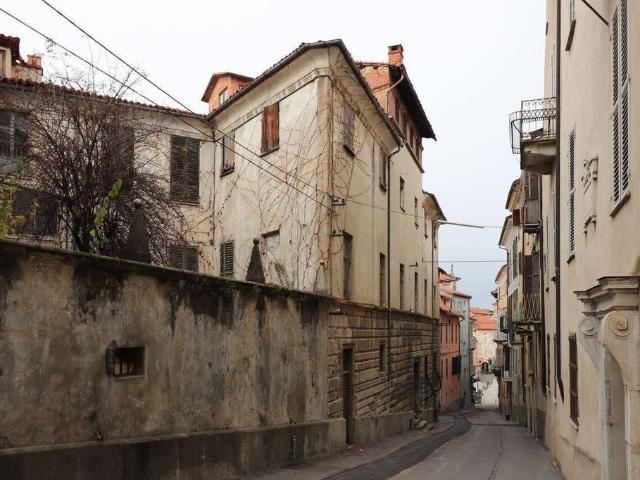 Palazzo in vendita a Piazza, Piemonte