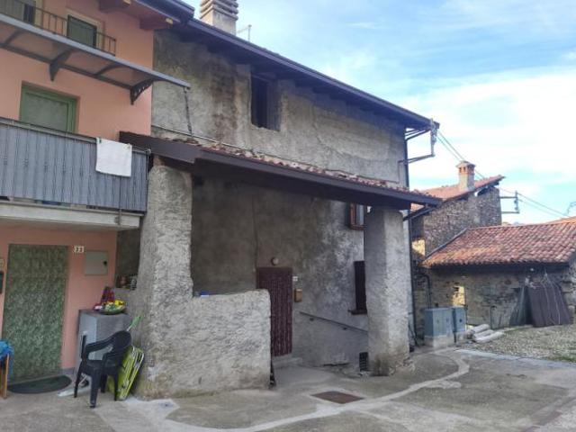 Terreno in vendita a Comunità montana della valle Camonica, Artogne