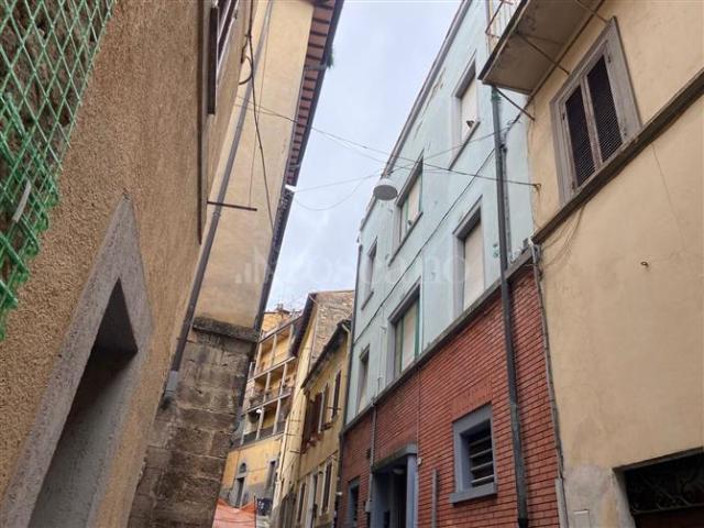 Palazzo in vendita a Regina Pacis, Rieti