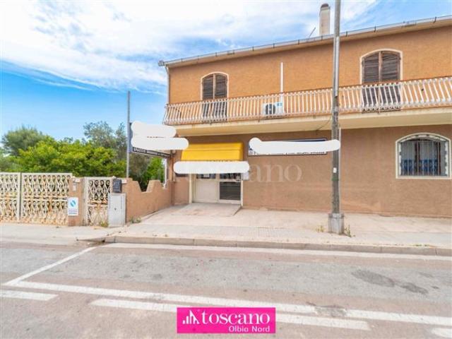 Palazzo in vendita a Olbia, Sassari