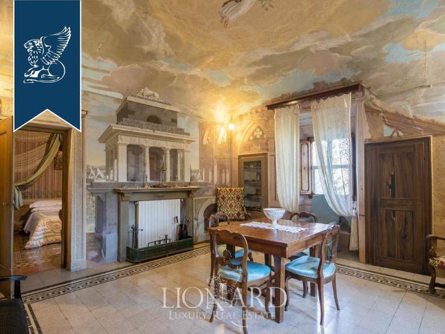Palazzo in vendita a Abbadia Di Montepulciano, Toscana