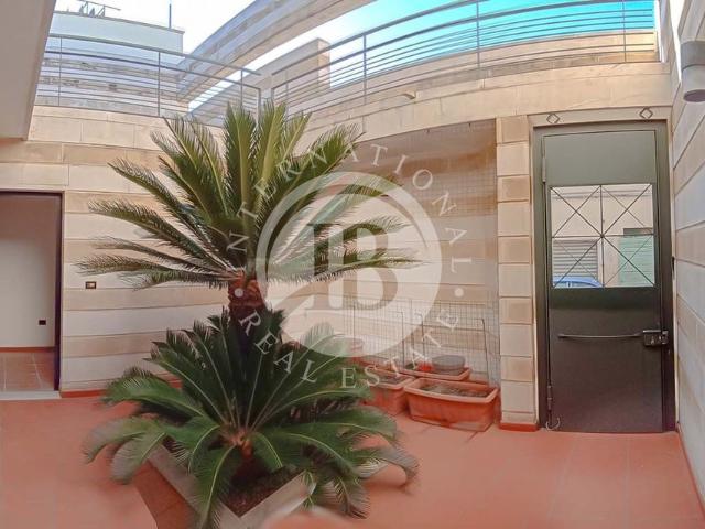 Palazzo in vendita a Puglia, Brindisi