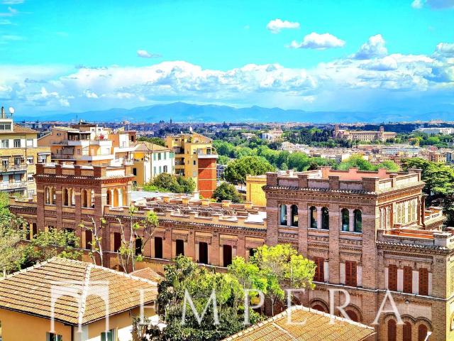 Palazzo in vendita a Municipio Roma XII, Roma Capitale