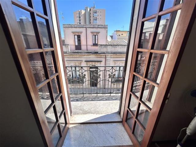Palazzo in vendita a Avola, Sicilia
