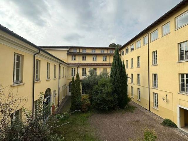 Palazzo in vendita a Zona Centro, Brescia