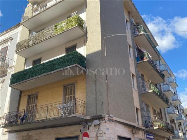 Palazzo in vendita a Municipio 1, Puglia