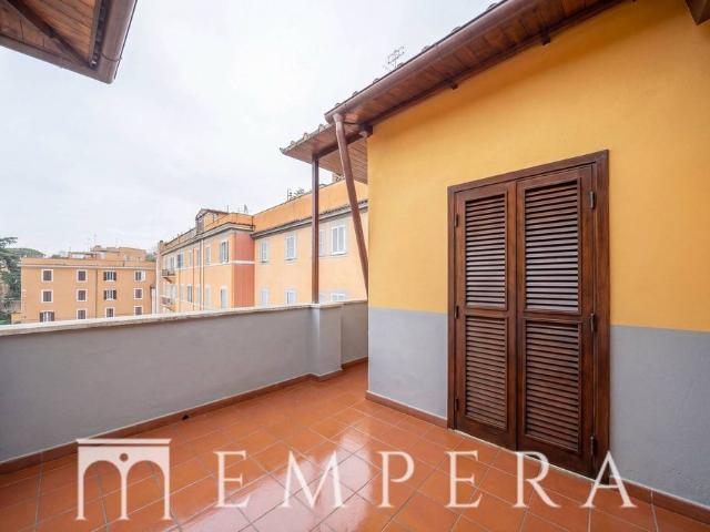 Palazzo in vendita a Municipio Roma I, Roma Capitale