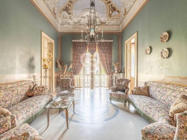 Palazzo in vendita a Puglia, Lecce