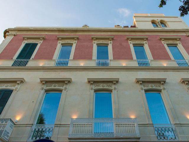 Palazzo in vendita a Puglia, Lecce