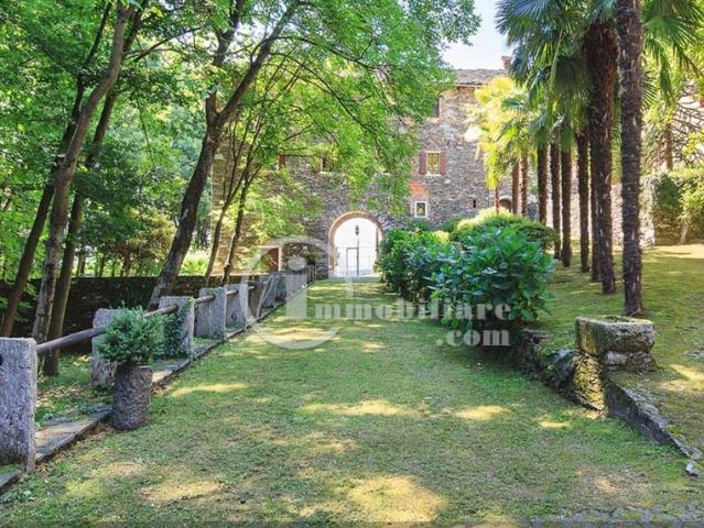 Palazzo in vendita a Legro, Orta San Giulio