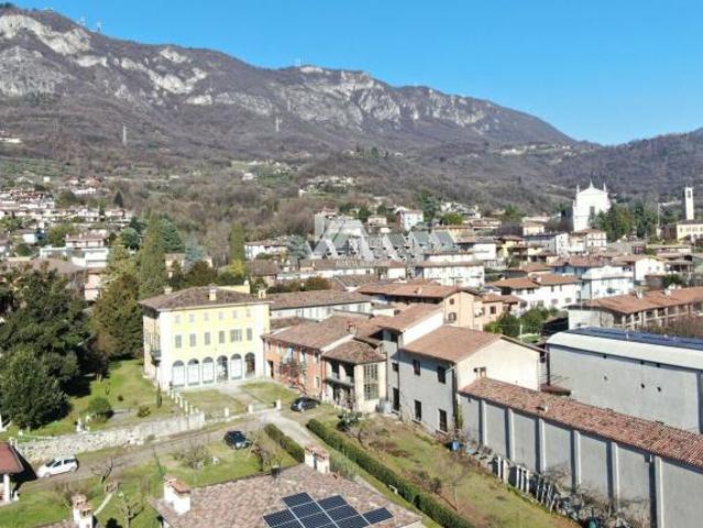 Villa Indipendente in vendita a Botticino, Lombardia