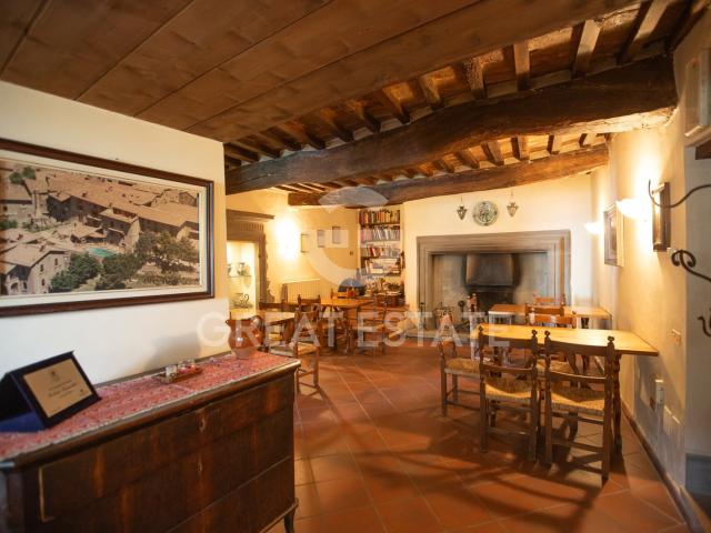 Casa in vendita a Passignano Sul Trasimeno, Umbria