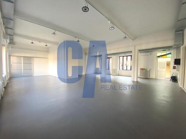 Palazzo in affitto a Milano