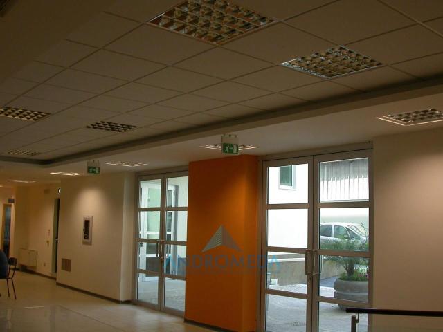 Palazzo in affitto a Municipalità 3, Campania