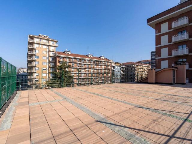 Palazzo in affitto a Lingotto, Torino