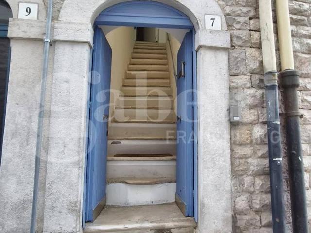 Palazzo in vendita a Puglia, Barletta-andria-trani