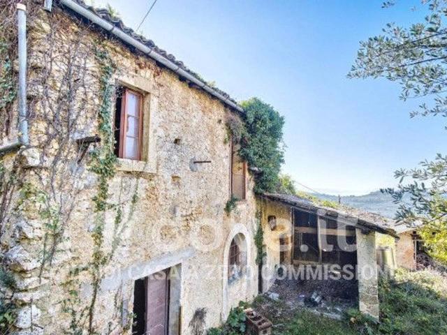 Casa in vendita a Cività Falconara, Arpino