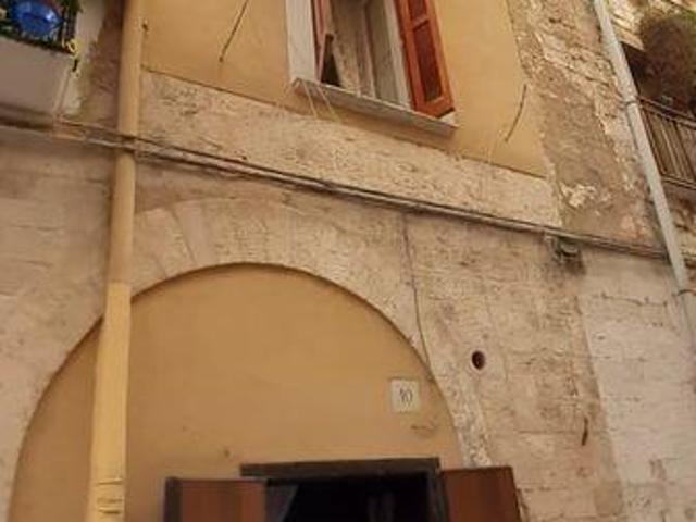 Palazzo in vendita a Municipio 1, Puglia