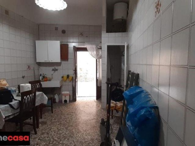 Palazzo in vendita a Municipio 1, Puglia