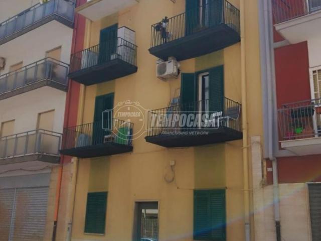 Palazzo in vendita a Municipio 1, Puglia