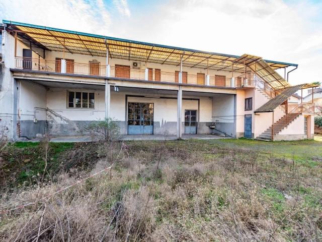 Palazzo in vendita a Masciago Milanese, Bovisio Masciago