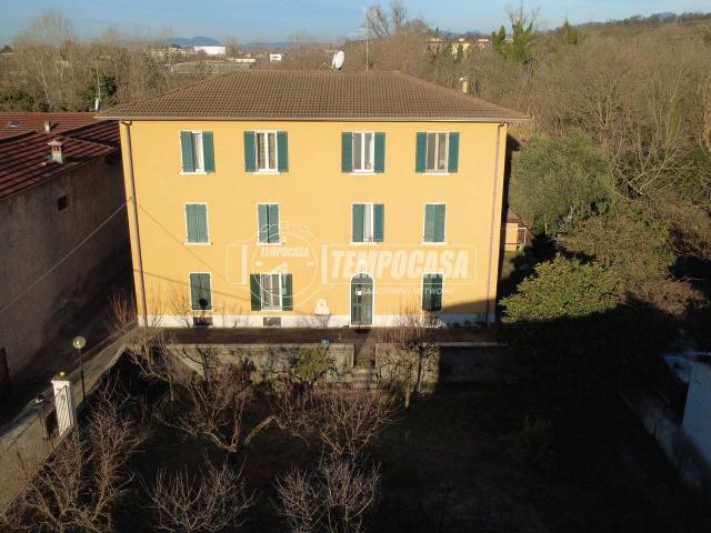 Palazzo in vendita a Zona Ovest, Brescia