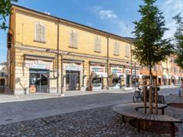 Palazzo in vendita a Unione delle Terre d'Argine, Carpi