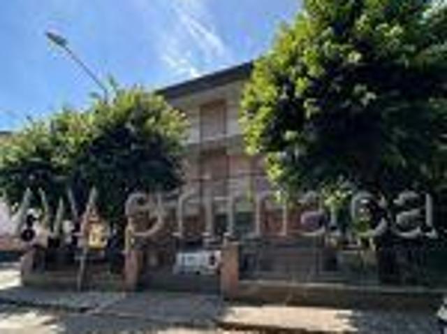 Palazzo in vendita a Unione delle Terre d'Argine, Carpi